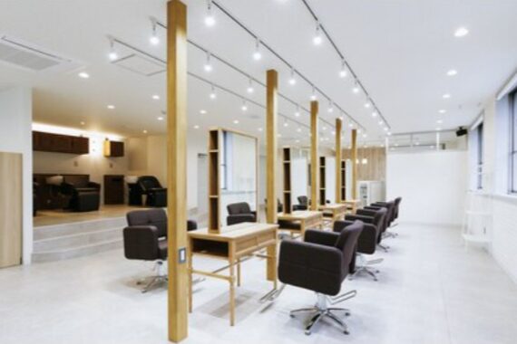 アグ ヘアー ナッツ 秦野店(Agu hair nuts)