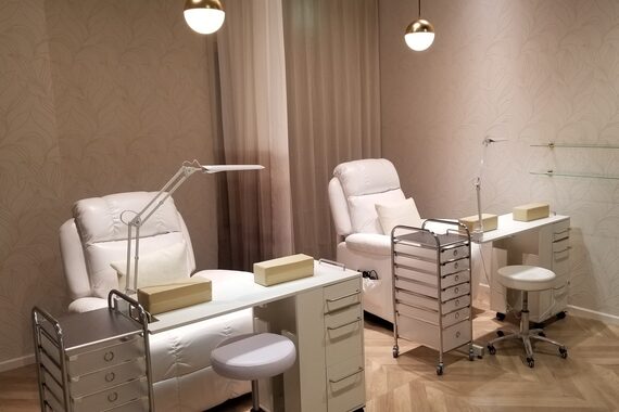 フルショウ 小牧(FURUSHO)