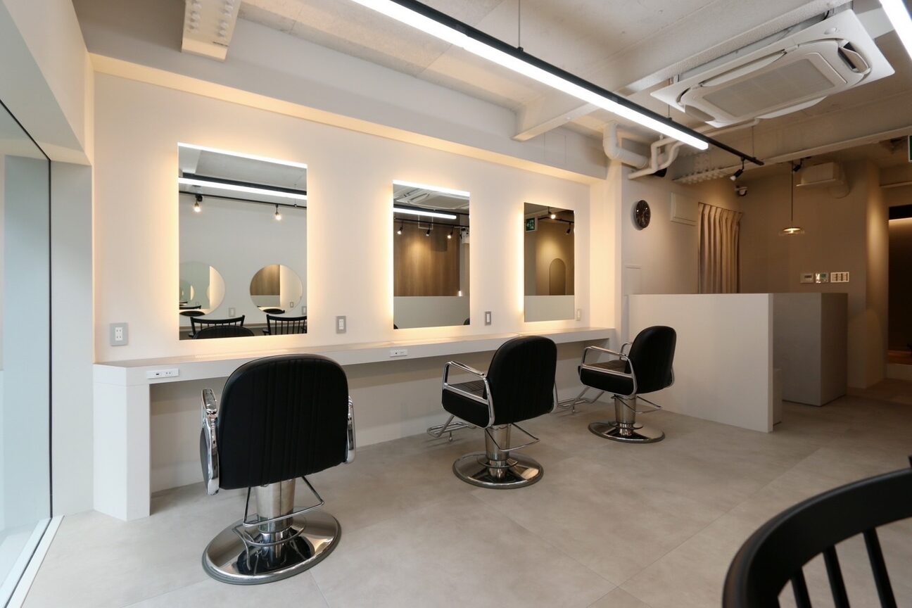 H by shiomiH（株式会社　ｓｈｉｏｍｉ　Ｈ）画像1