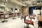 アース 大和店(HAIR&MAKE EARTH)