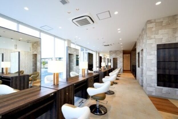 アース 花巻店(HAIR&MAKE EARTH)1