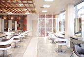 アース 新松戸店(HAIR&MAKE EARTH)