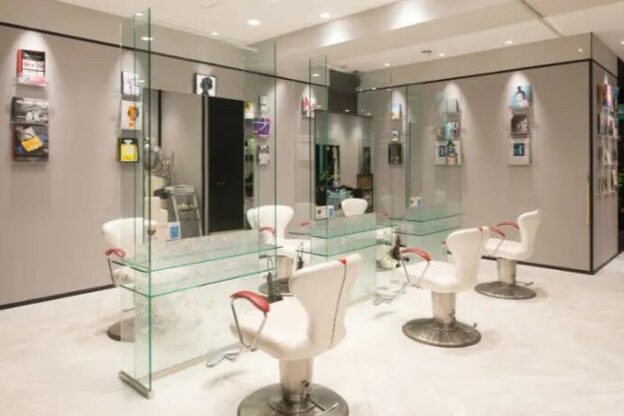 アース 金山店(HAIR&MAKE EARTH)1