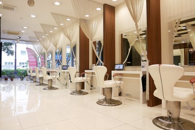 アース 行徳店(HAIR&MAKE EARTH)1