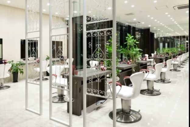 アース 長久手店(HAIR & MAKE EARTH)1