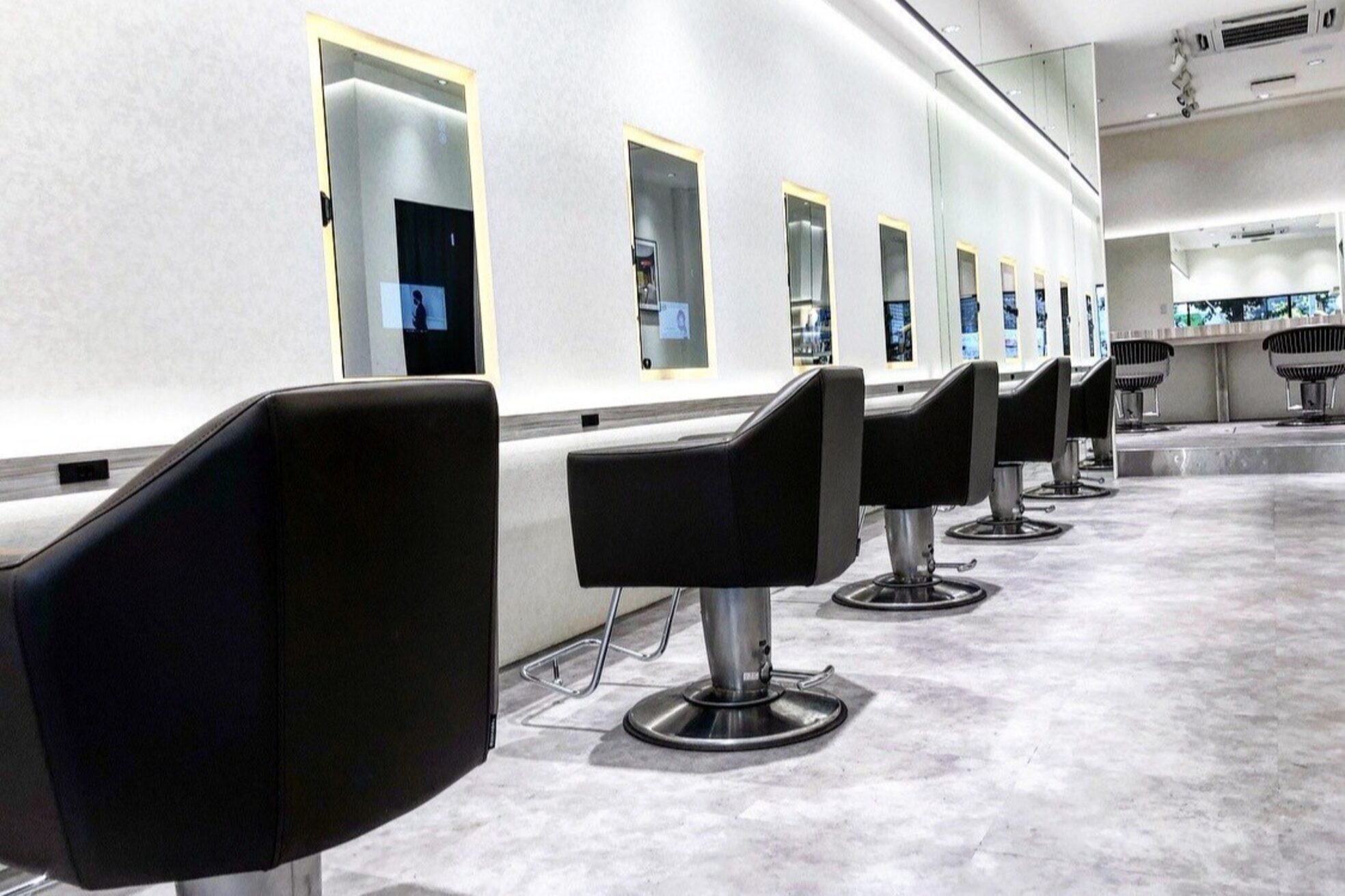 アース 名駅店(HAIR&MAKE EARTH)1