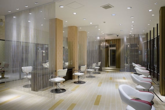 アース 青森浜田店(HAIR&MAKE EARTH)