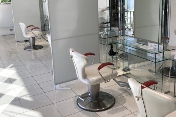 アース 星ヶ丘店(HAIR & MAKE EARTH)