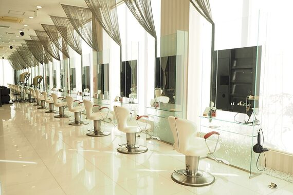 アース 富谷店(HAIR & MAKE EARTH)