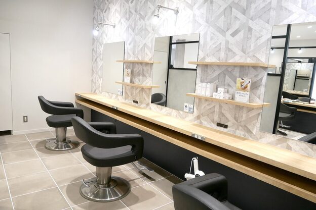 ヘアメイクアース 八潮店(HAIR & MAKE EARTH)1