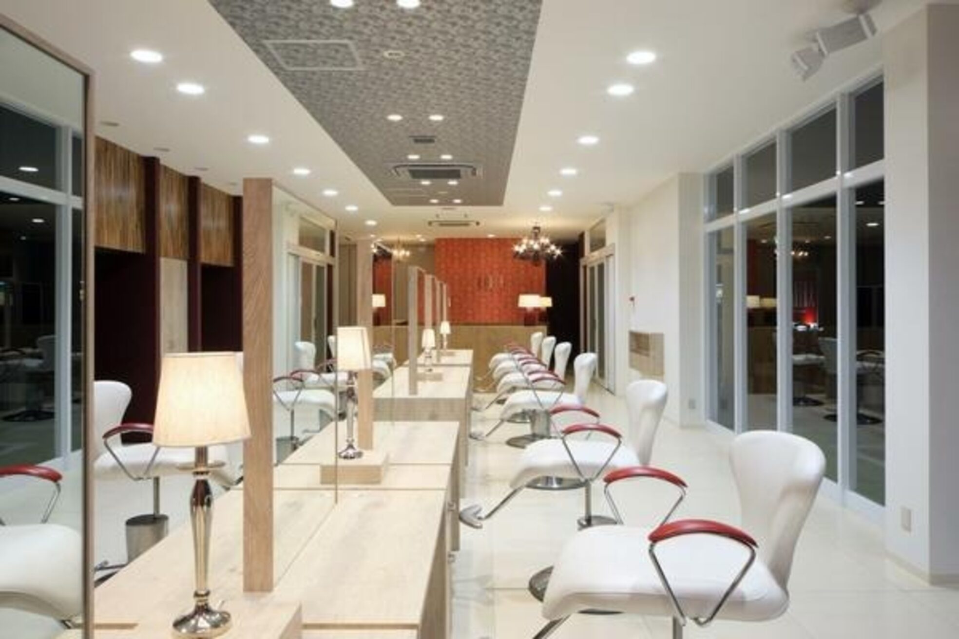 アース 天童店(HAIR&MAKE EARTH)1