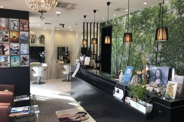 アース 市川店(HAIR & MAKE EARTH)1