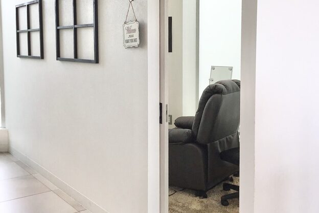 アースコアフュールボーテ ひたち野うしく店(EARTH coiffure beaute)1