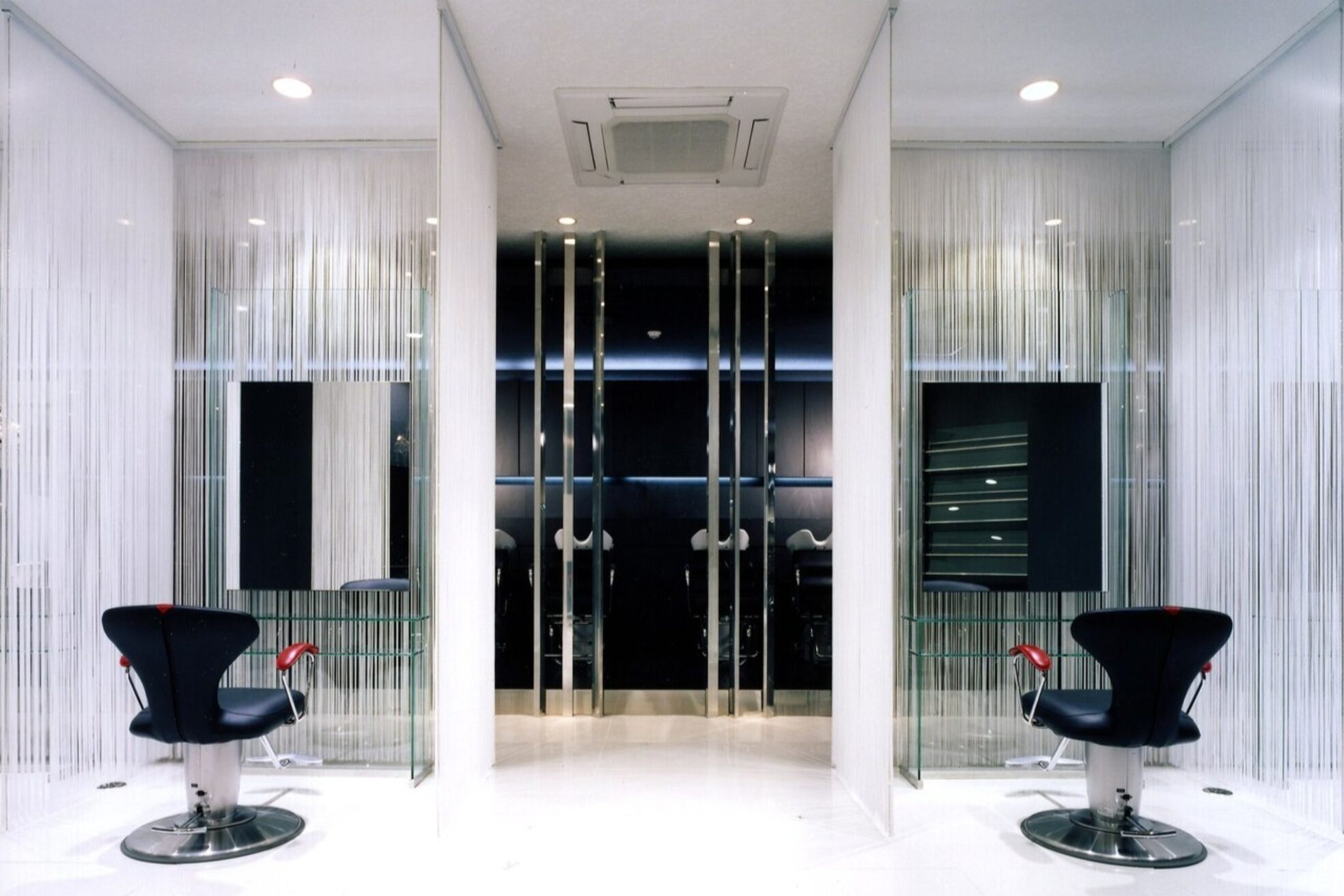 アース 四日市店(HAIR&MAKE EARTH)1