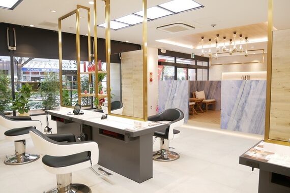 アース 葛西店(HAIR&MAKE EARTH)