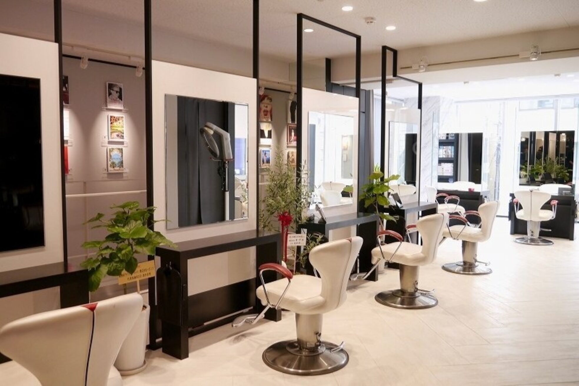 アース 神楽坂店(HAIR&MAKE EARTH)1