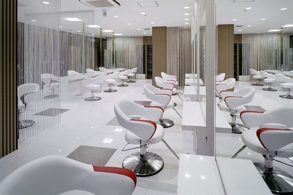 アース 鈴鹿店(HAIR&MAKE EARTH)