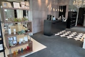 アース 名取店(HAIR&MAKE EARTH)