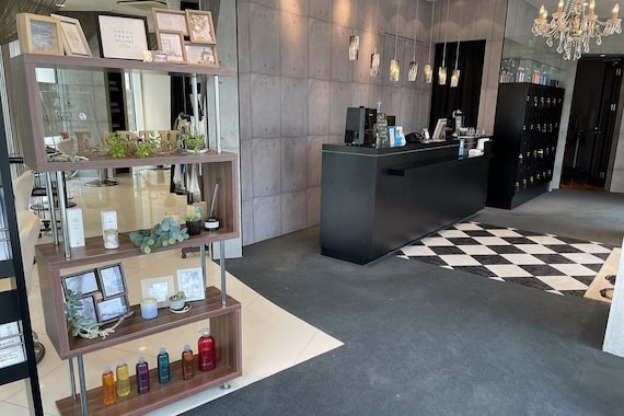 アース 名取店(HAIR&MAKE EARTH)