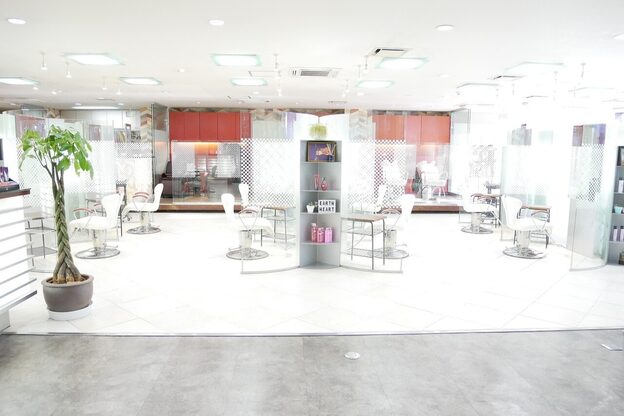 アース 津田沼店(HAIR&MAKE EARTH)1