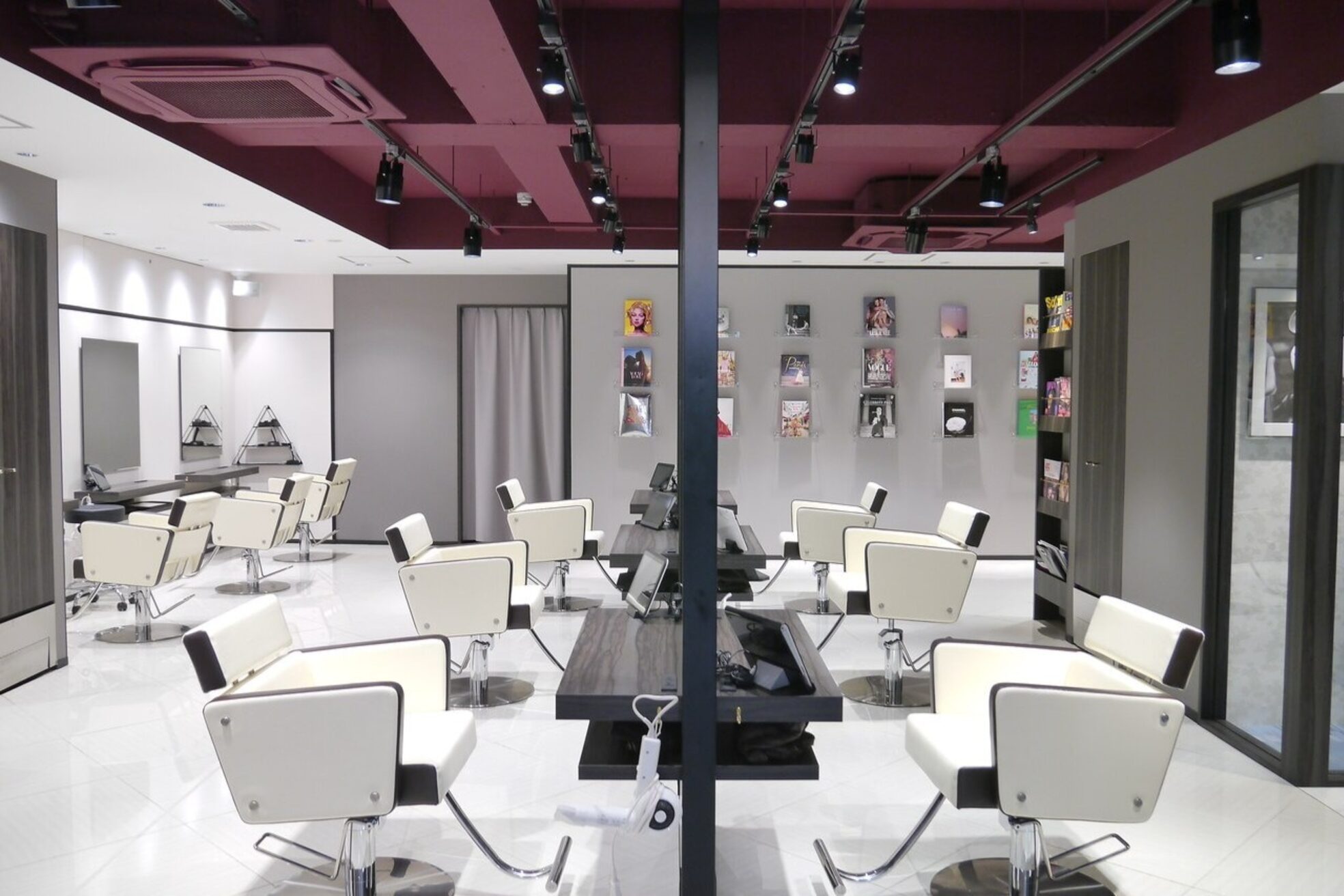 アース エレガンス 吉祥寺店(EARTH Elegance)1