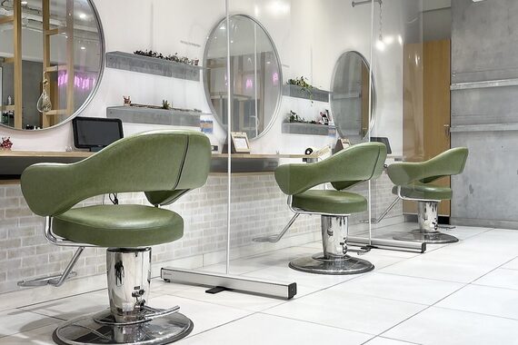 アース モード 新小岩店(EARTH/M)