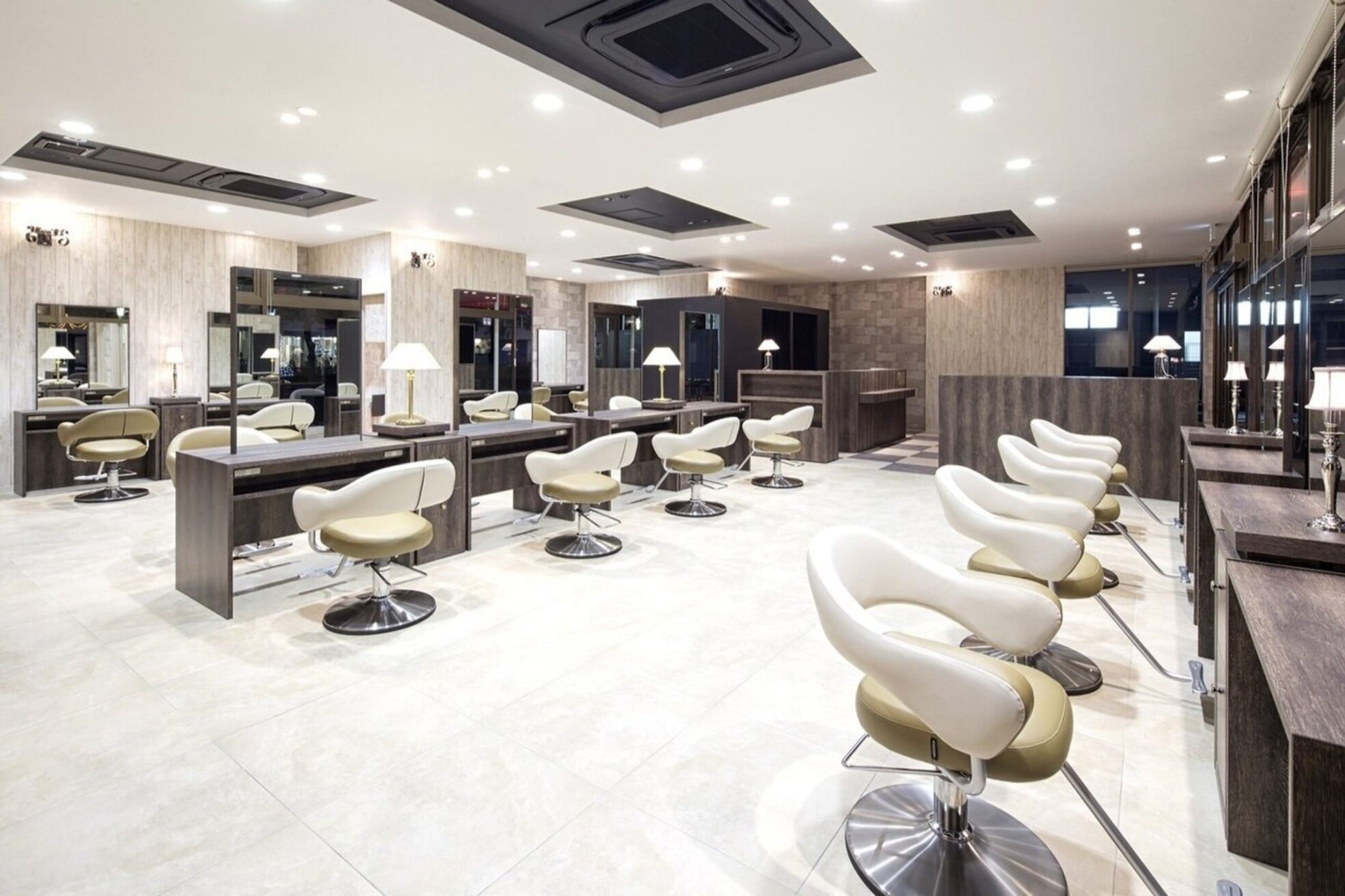 ヘアメイク アース ユーカリが丘店(HAIR & MAKE EARTH)1