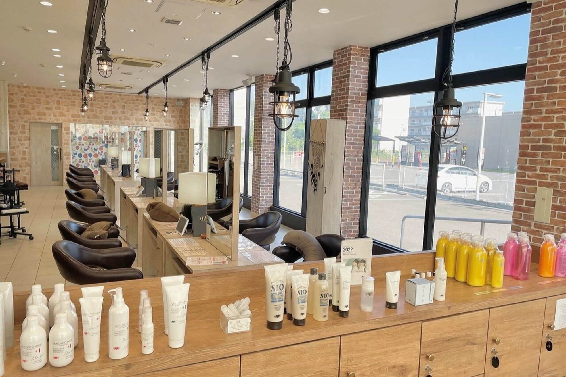 アース 佐世保早岐店(HAIR&MAKE EARTH)1
