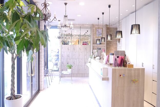 アース 三郷店(HAIR & MAKE EARTH)1