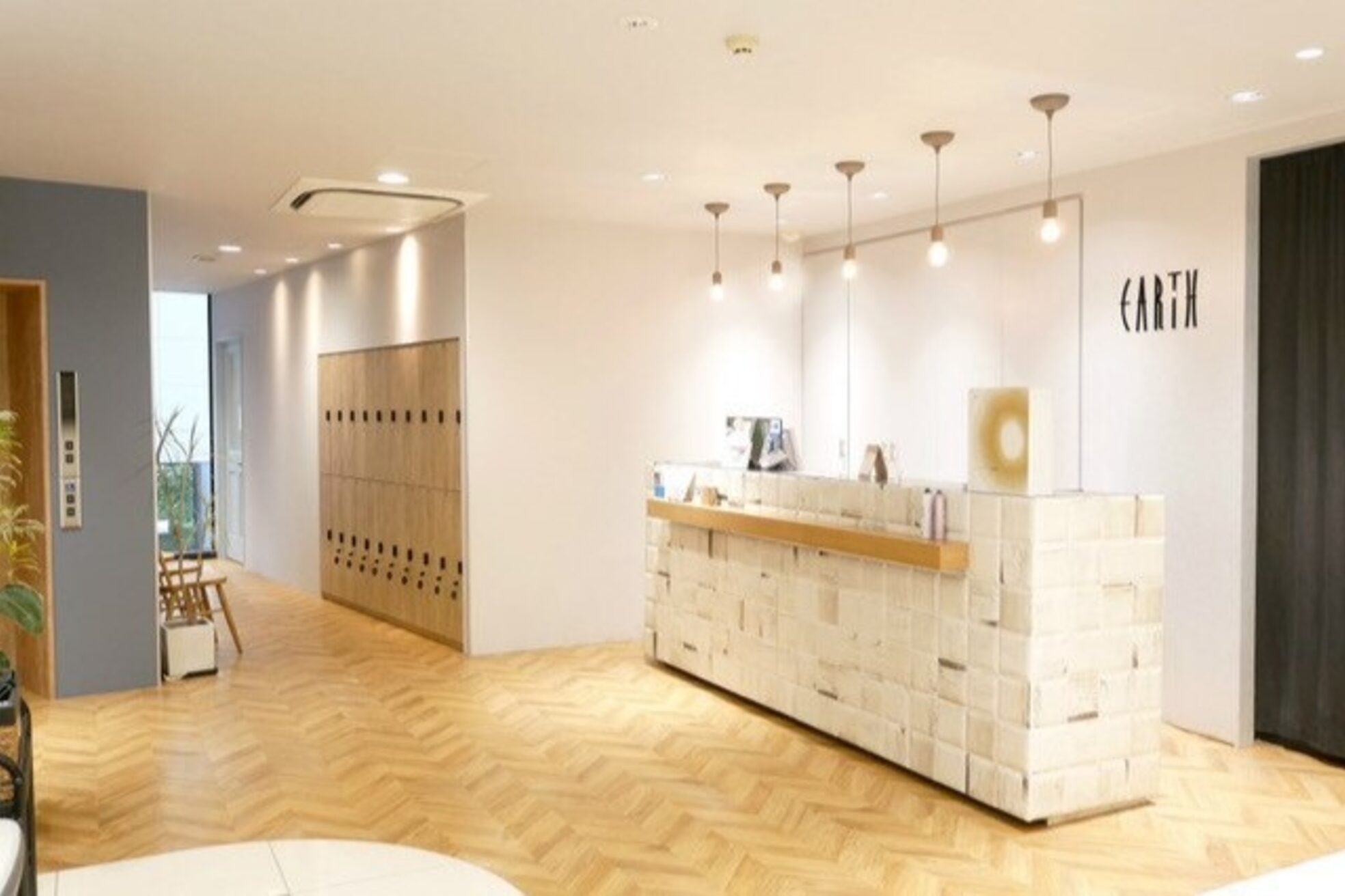 アース 調布店(HAIR & MAKE EARTH)1