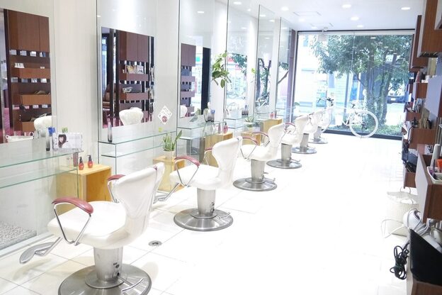 アース コアフュールボーテ 北小金店(EARTH coiffure beaute)1