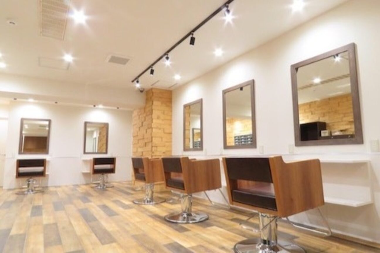 エクステ&カラー専門店 あるじゃんすー(株式会社 アルジャンスー)画像1