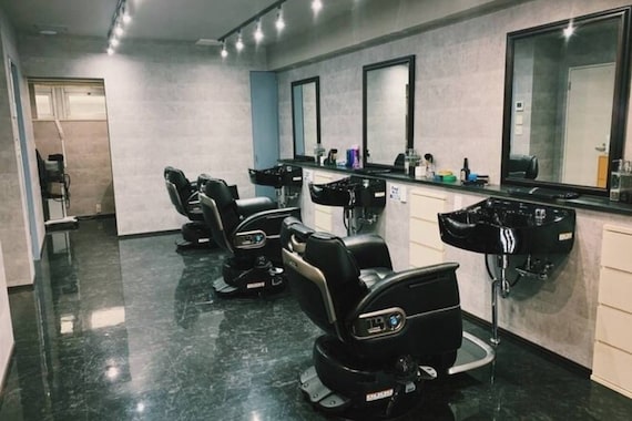バーバーハウス ラヴィ(Barber House Lavie)