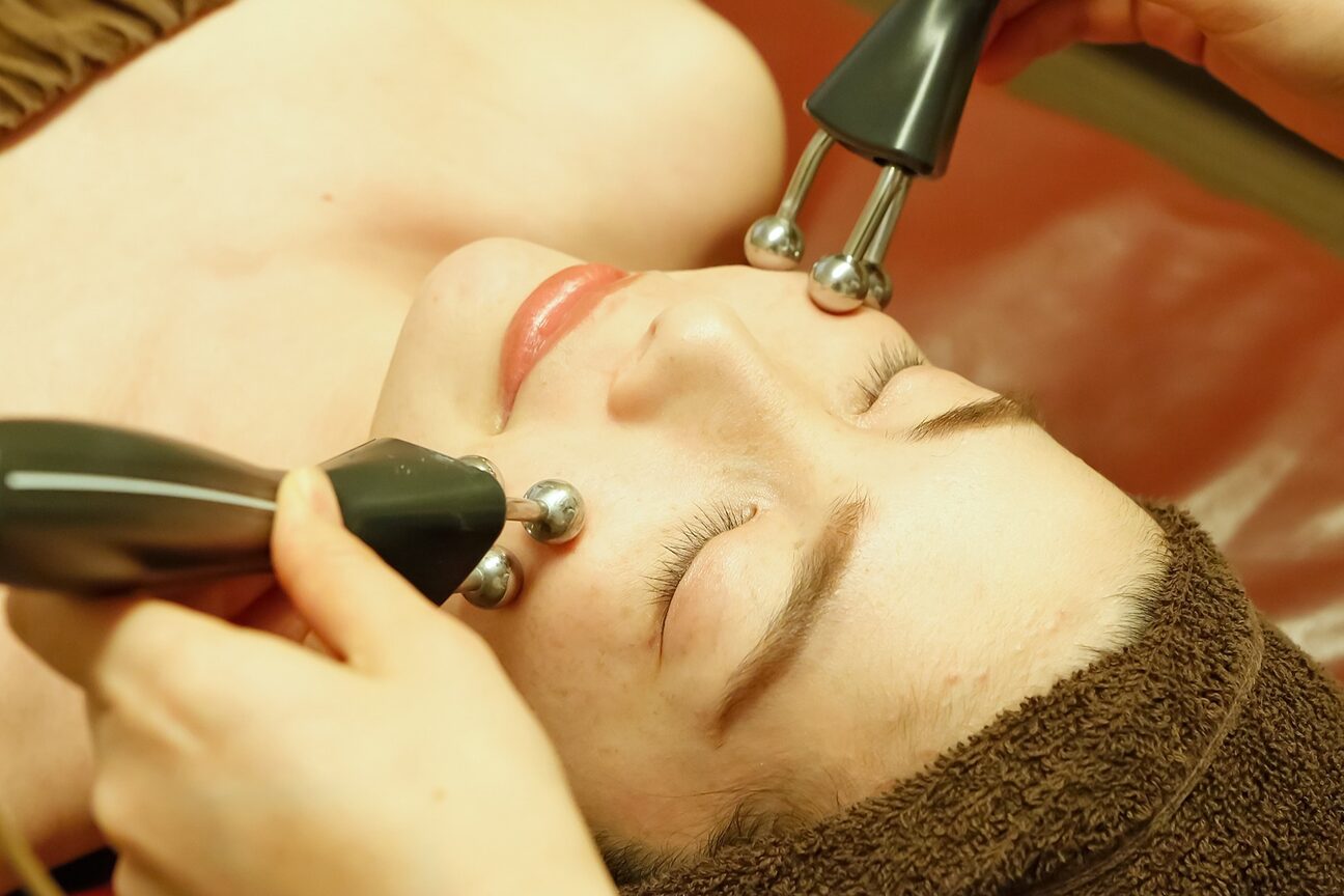 イーフェイス(e face)2