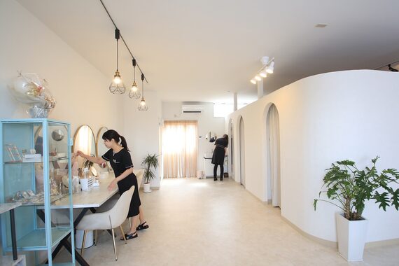 ラ ベル ヴィ(La Belle Vie)