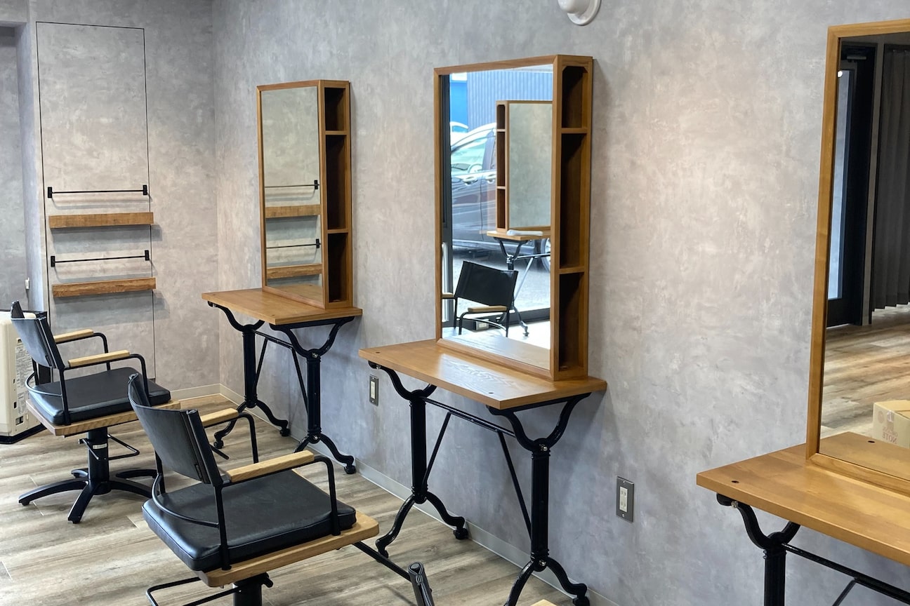 Vase Salon Amber 〈ヴェイスサロン アンバー〉(株式会社 ヴェイス)画像1