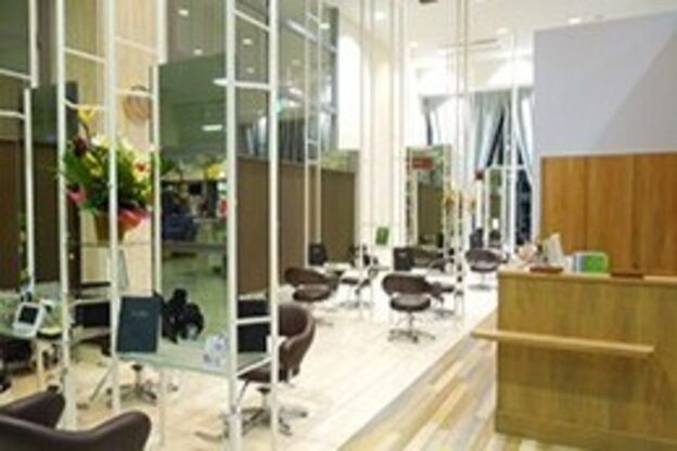 ライカ ヘアデザイン 中野店(Lycka Hair Design)1