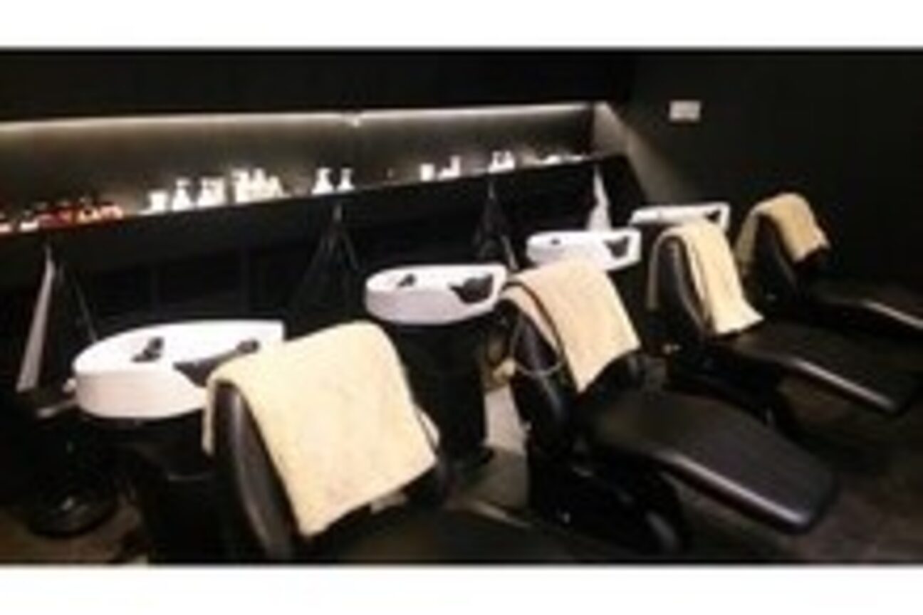 アルバ 津城山店2