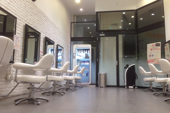 カーローズ 日の出店(CARO's)