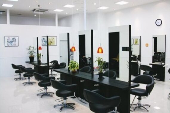 アルバ 津城山店