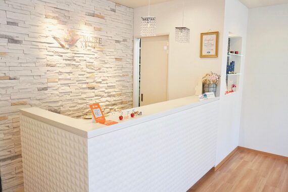 モアトゥインクル 五日市駅前店(MORE twinkle)