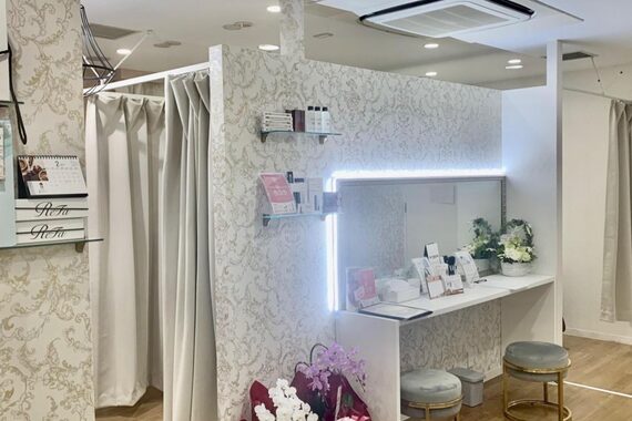 リーベスト 心斎橋(REBEST)