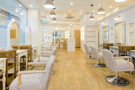 ヘアーアンドエステティック アイビジン 四日市店(Hair&Esthetic I BiJiN)