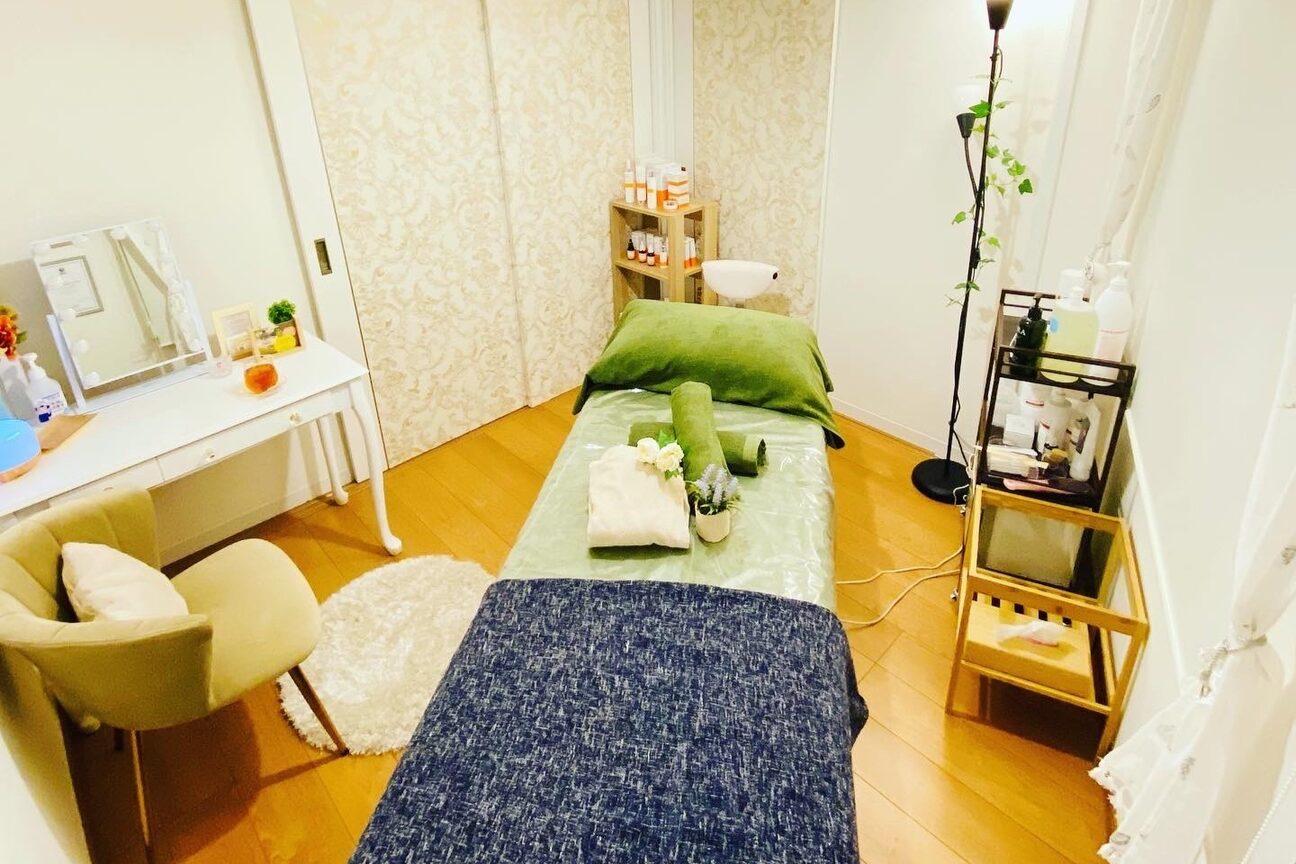 小顔矯正とヘッドスパの専門サロン　ラヴィ画像1