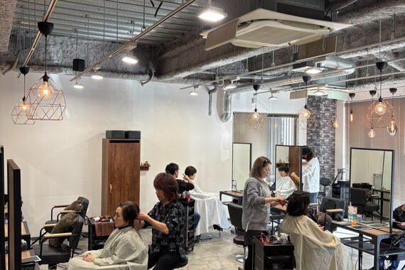 オーロル(AURORE)