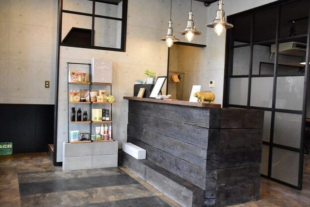 シンク バイ ロスタ(Thinc by Rosta)2