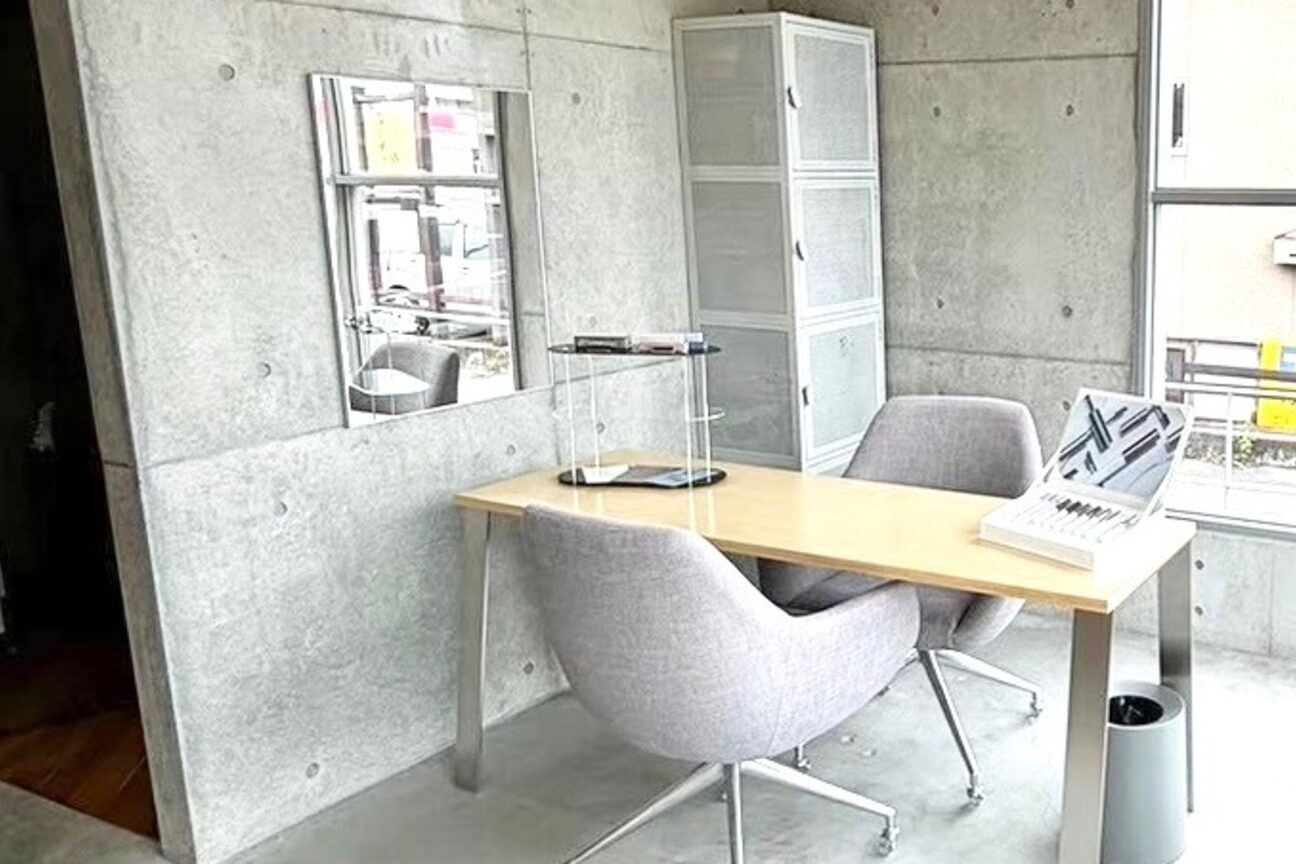 her.（株式会社　ＤｒｅｓｓＥＹＥ）画像1