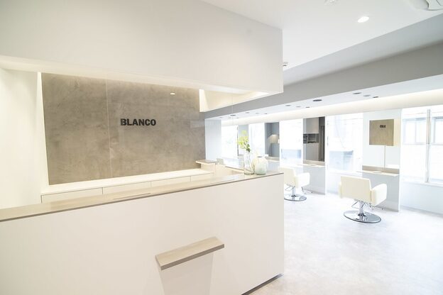 ブランコトレス 祖師谷店(BLANCO tres)1