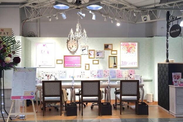 クリスタルネイル ボンベルタ橘店(CRYSTAL NAIL)1