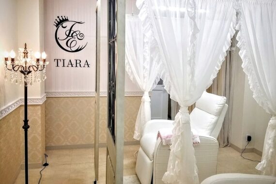 ティアラ バイ エミタス(TIARA by emi+)